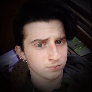 Meet your Posher, Cory